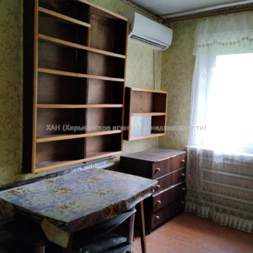 Продам дом, Крылова ул. , 82 м², 10 сот., косметический ремонт 