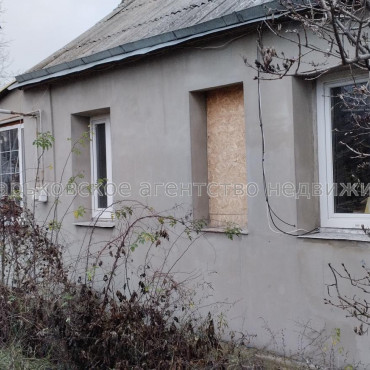 Продам дом, Крылова ул. , 82 м², 10 сот., косметический ремонт 