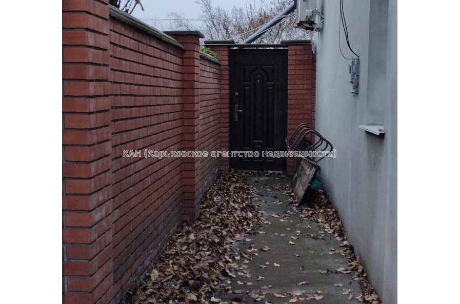 Продам дом, Крылова ул. , 82 м², 10 сот., косметический ремонт 