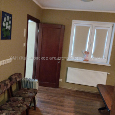 Продам дом, Крылова ул. , 82 м², 10 сот., косметический ремонт 