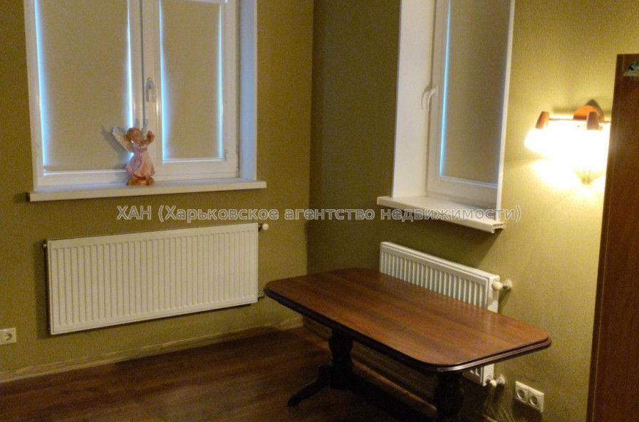 Продам дом, Крылова ул. , 126А , 82.70 м², 10 сот., косметический ремонт 