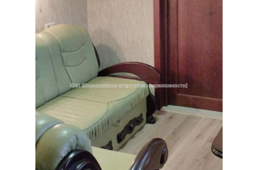 Продам дом, Крылова ул. , 126А , 82.70 м², 10 сот., косметический ремонт 