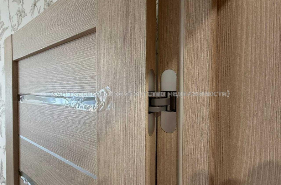 Продам квартиру, Героев Харькова просп. , 2 кім., 72 м², евроремонт 