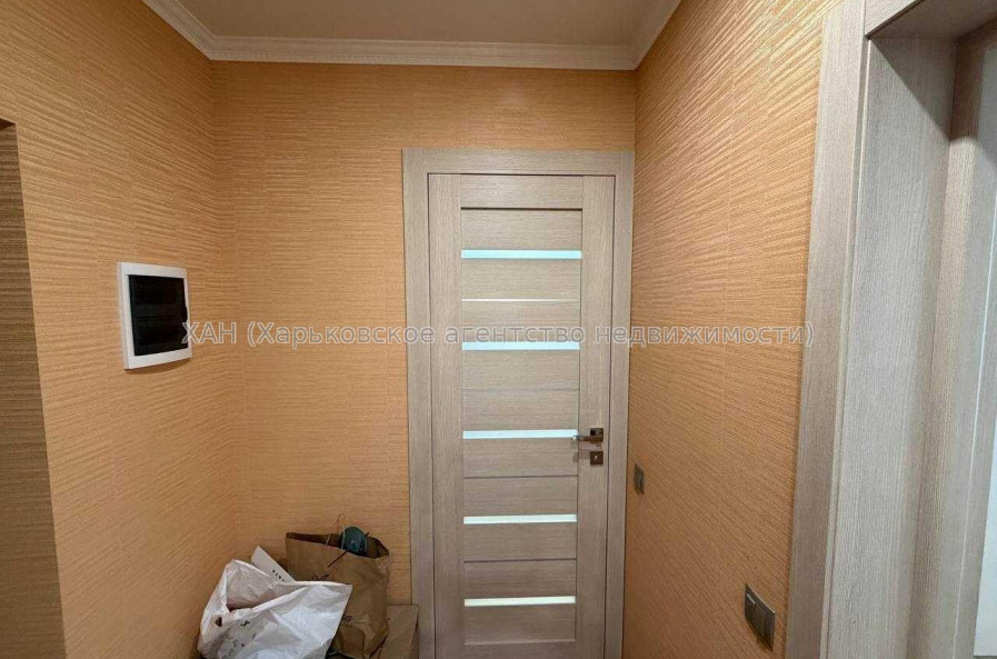 Продам квартиру, Героев Харькова просп. , 2 кім., 72 м², евроремонт 