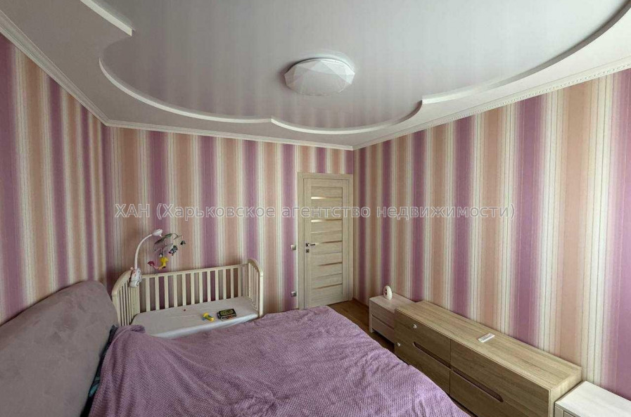 Продам квартиру, Героев Харькова просп. , 2 кім., 72 м², евроремонт 