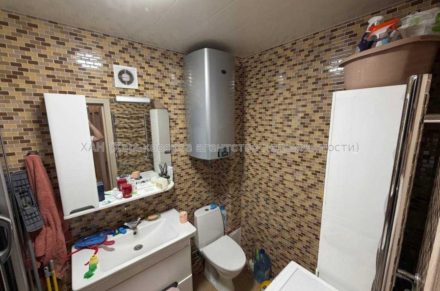 Продам квартиру, Героев Харькова просп. , 2 кім., 72 м², евроремонт 