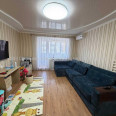 Продам квартиру, Героев Харькова просп. , 2 кім., 72 м², евроремонт 