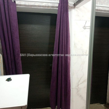 Продам квартиру, Любови Малой  просп. , 1 кім., 18 м², евроремонт 