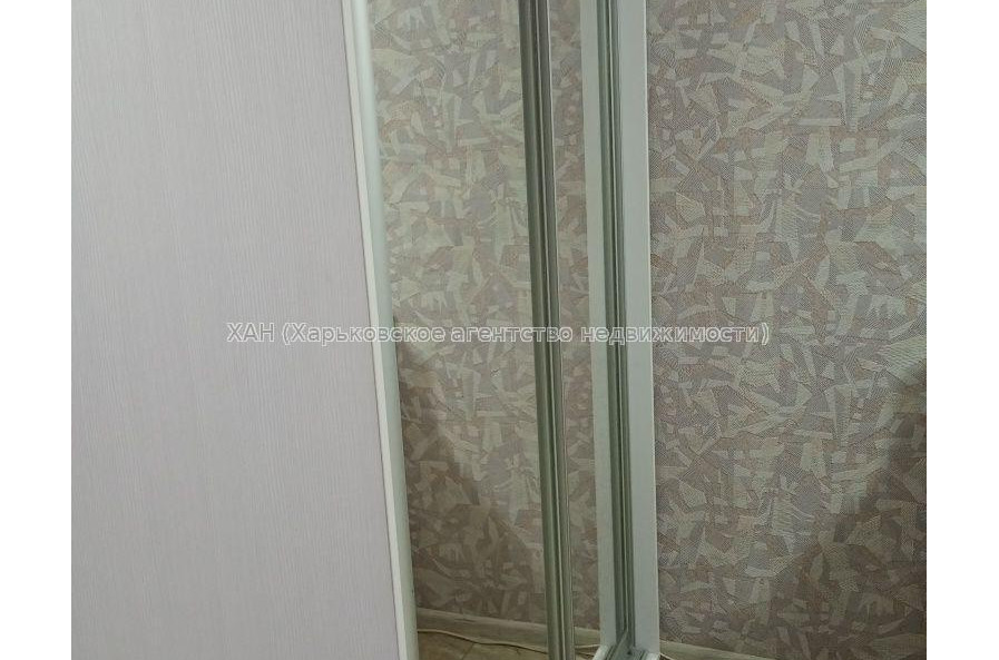 Продам квартиру, Любови Малой  просп. , 1 кім., 18 м², евроремонт 