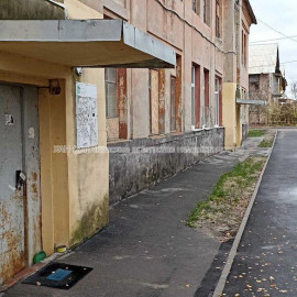 Продам квартиру, Беркоса ул. , 3  ком., 63 м², без ремонта