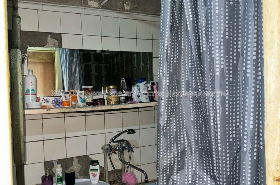 Продам квартиру, Валентиновская ул. , 2  ком., 44.80 м², косметический ремонт 