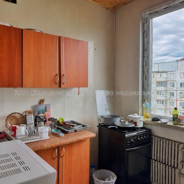 Продам квартиру, Валентиновская ул. , 2  ком., 44.80 м², косметический ремонт 