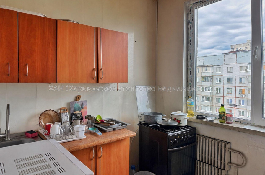 Продам квартиру, Валентиновская ул. , 2  ком., 44.80 м², косметический ремонт 