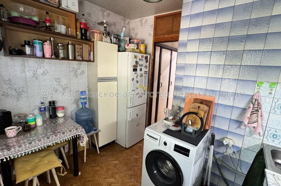 Продам квартиру, Зубарева Александра ул. , 2 кім., 48 м², косметический ремонт 