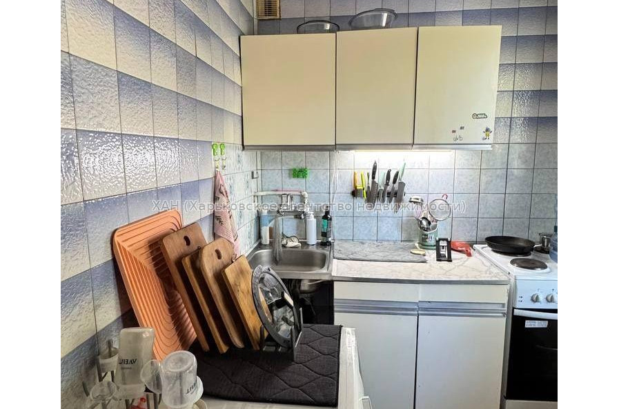 Продам квартиру, Зубарева Александра ул. , 2 кім., 48 м², косметический ремонт 