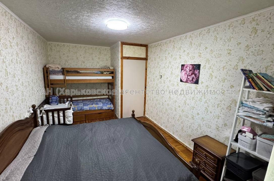 Продам квартиру, Зубарева Александра ул. , 2 кім., 48 м², косметический ремонт 