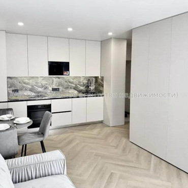 Продам квартиру, Лисаветинская ул. , 2  ком., 45 м², евроремонт 