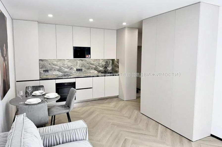 Продам квартиру, Лисаветинская ул. , 2  ком., 45 м², евроремонт 