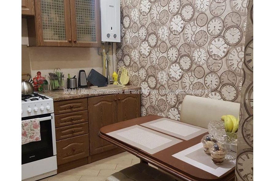 Продам квартиру, Бойчукистов пер. , 3  ком., 61 м², евроремонт 
