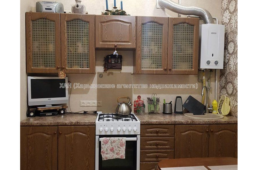 Продам квартиру, Бойчукистов пер. , 3  ком., 61 м², евроремонт 