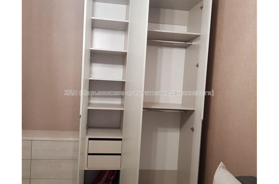 Продам квартиру, Бойчукистов пер. , 3  ком., 61 м², евроремонт 
