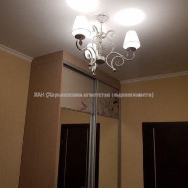 Продам квартиру, Бойчукистов пер. , 3  ком., 61 м², евроремонт 
