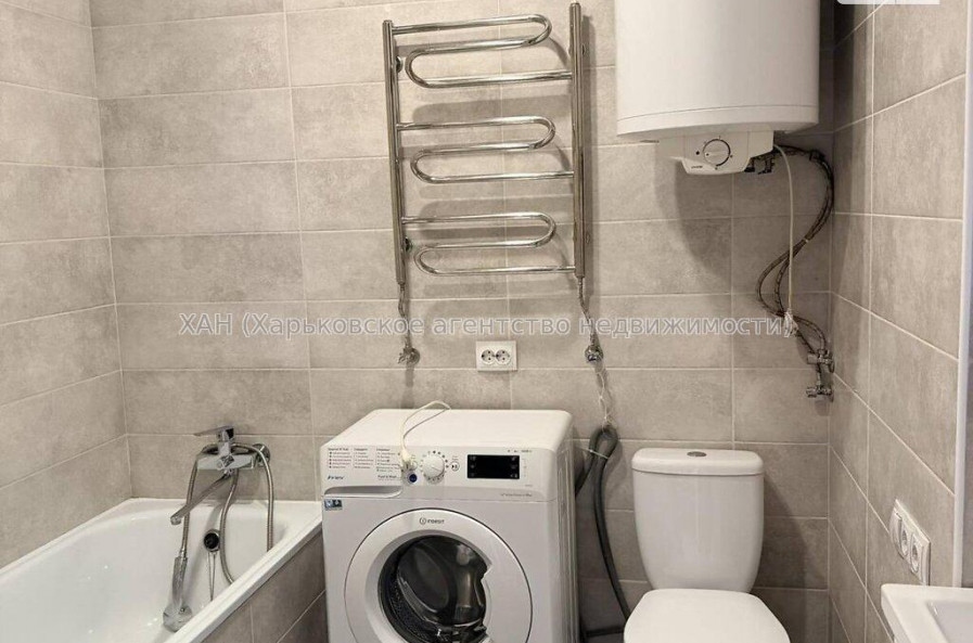 Продам квартиру, Мира ул. , 1 кім., 35.90 м², капитальный ремонт 
