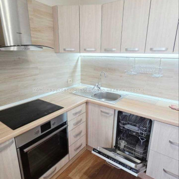 Продам квартиру, Мира ул. , 1  ком., 34 м², евроремонт 