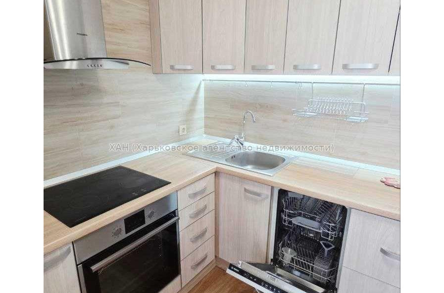 Продам квартиру, Мира ул. , 1  ком., 34 м², евроремонт 