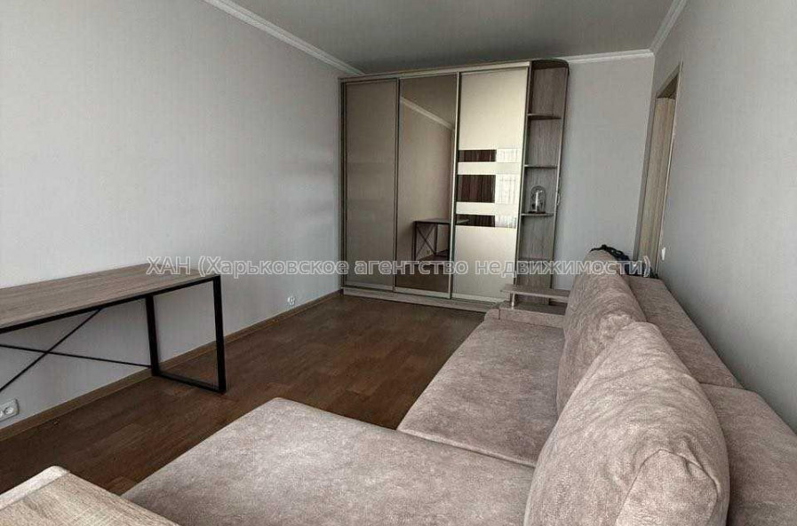 Продам квартиру, Аэрокосмический пр. , 2  ком., 45 м², косметический ремонт 