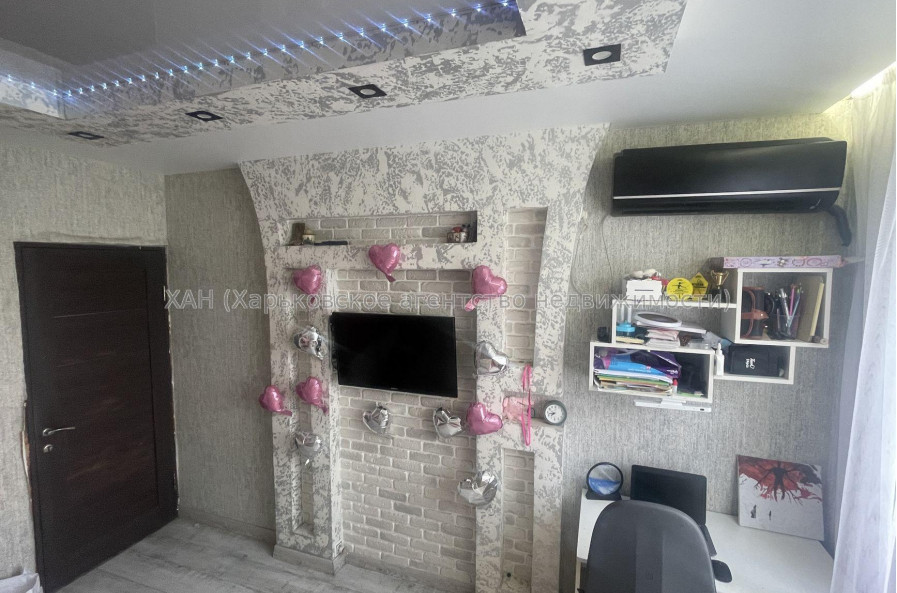 Продам квартиру, 92-й бригады ул. , 2 кім., 51 м², евроремонт 