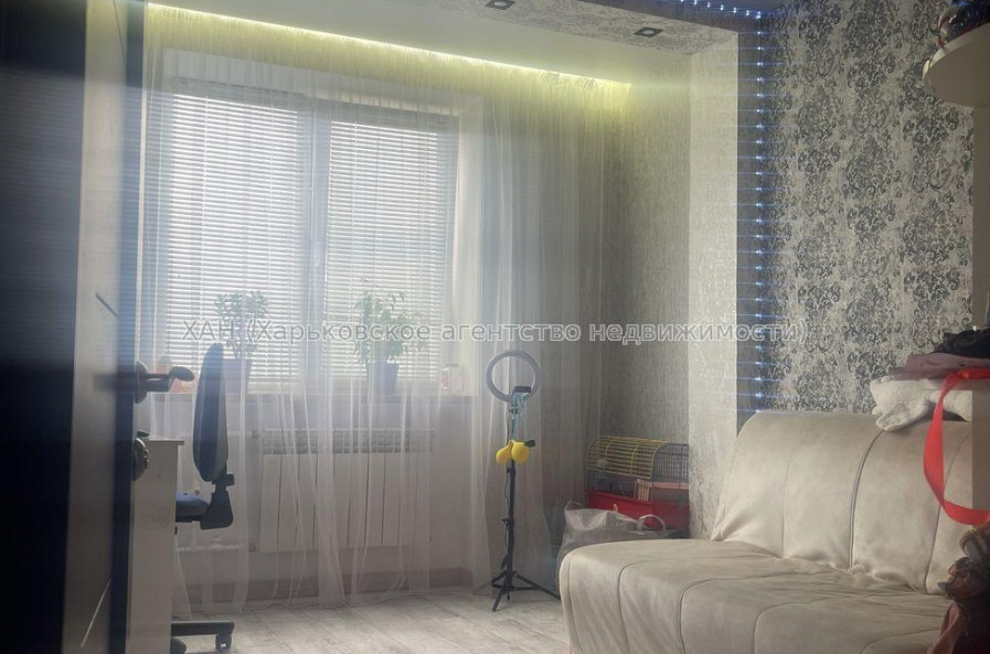 Продам квартиру, 92-й бригады ул. , 2 кім., 51 м², евроремонт 