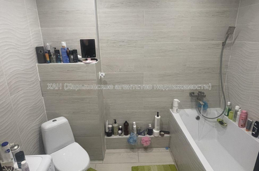 Продам квартиру, 92-й бригады ул. , 2 кім., 51 м², евроремонт 