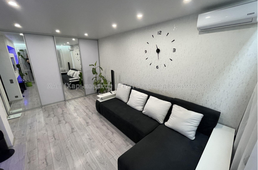 Продам квартиру, 92-й бригады ул. , 2 кім., 51 м², евроремонт 