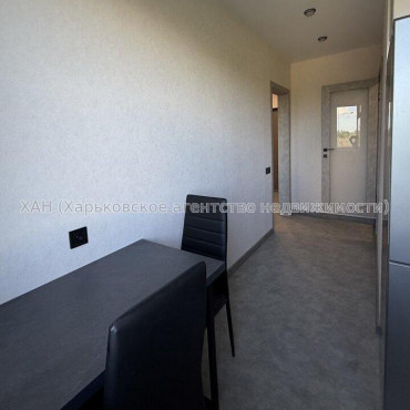 Продам квартиру, Гвардейцев Широнинцев ул. , 2 кім., 48 м², евроремонт 