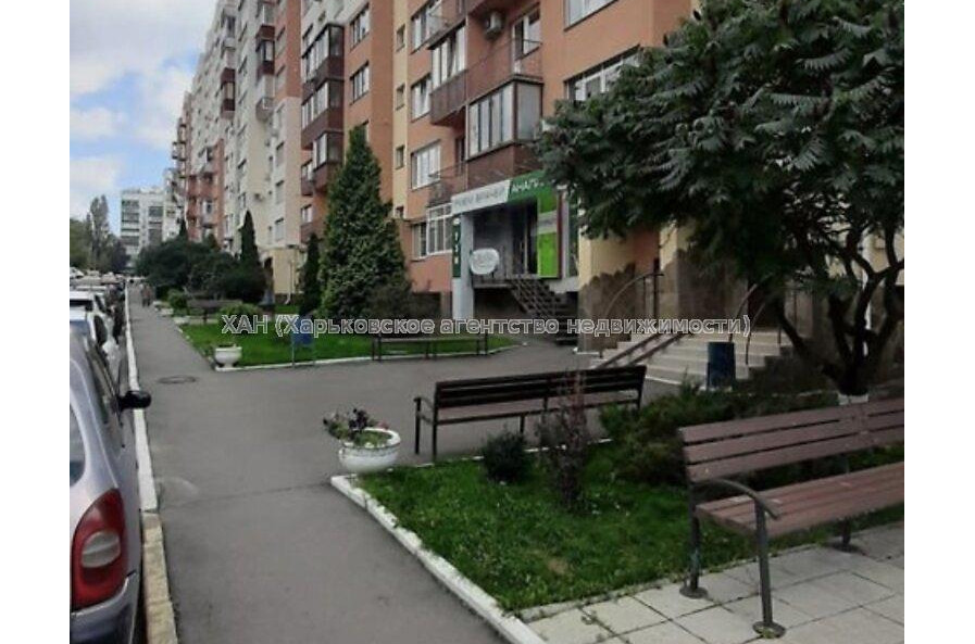 Продам квартиру, Соборности Украины ул. , 1 кім., 53 м², капитальный ремонт 