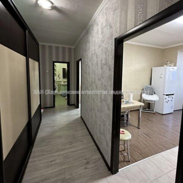 Продам квартиру, Соборности Украины ул. , 1 кім., 53 м², капитальный ремонт 