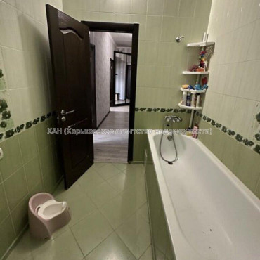 Продам квартиру, Соборности Украины ул. , 1 кім., 53 м², капитальный ремонт 