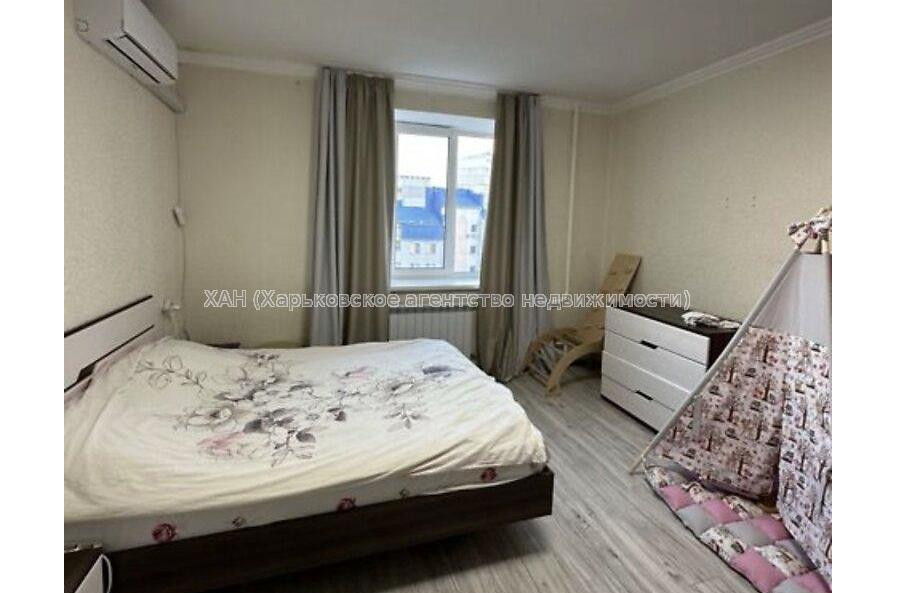 Продам квартиру, Соборности Украины ул. , 1 кім., 53 м², капитальный ремонт 
