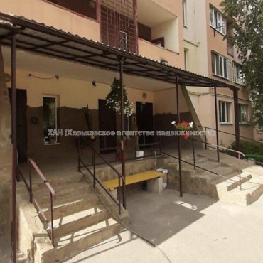 Продам квартиру, Соборности Украины ул. , 1 кім., 53 м², капитальный ремонт 