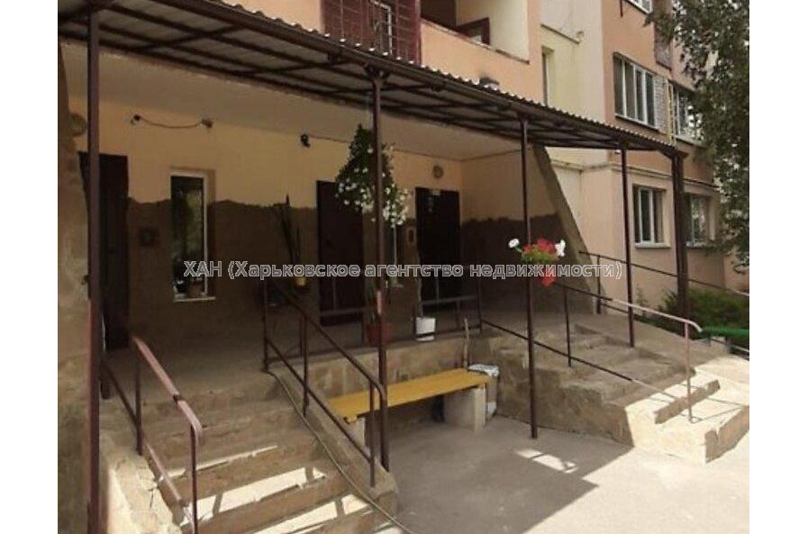 Продам квартиру, Соборности Украины ул. , 1 кім., 53 м², капитальный ремонт 