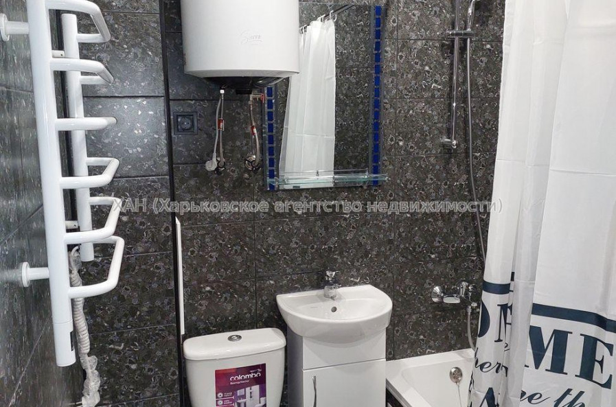Продам квартиру, Непокоренных ул. , 1 кім., 36 м², евроремонт 
