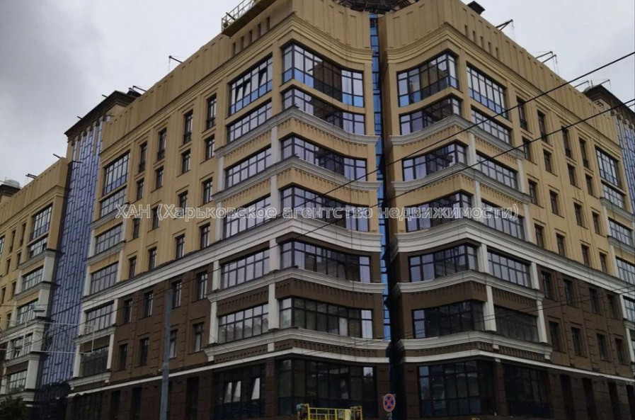 Продам квартиру, Динамовская ул. , 2  ком., 60 м², без отделочных работ 