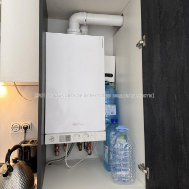 Продам квартиру, Кричевского ул. , 1 кім., 45 м², евроремонт 
