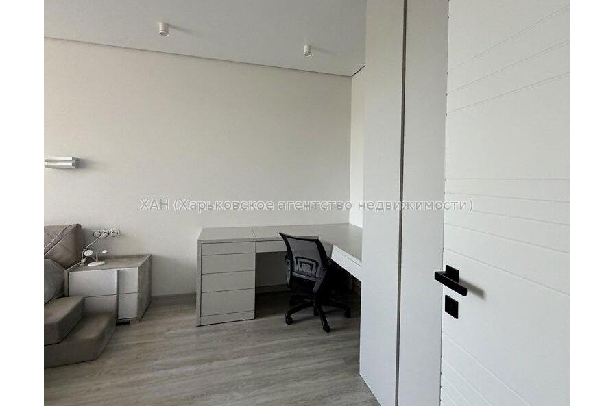 Продам квартиру, Кричевского ул. , 1 кім., 45 м², евроремонт 
