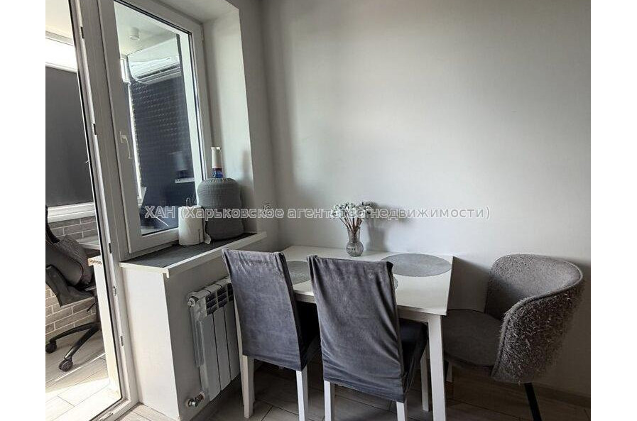 Продам квартиру, Кричевского ул. , 1 кім., 45 м², евроремонт 