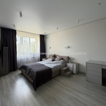 Продам квартиру, Кричевского ул. , 1 кім., 45 м², евроремонт 