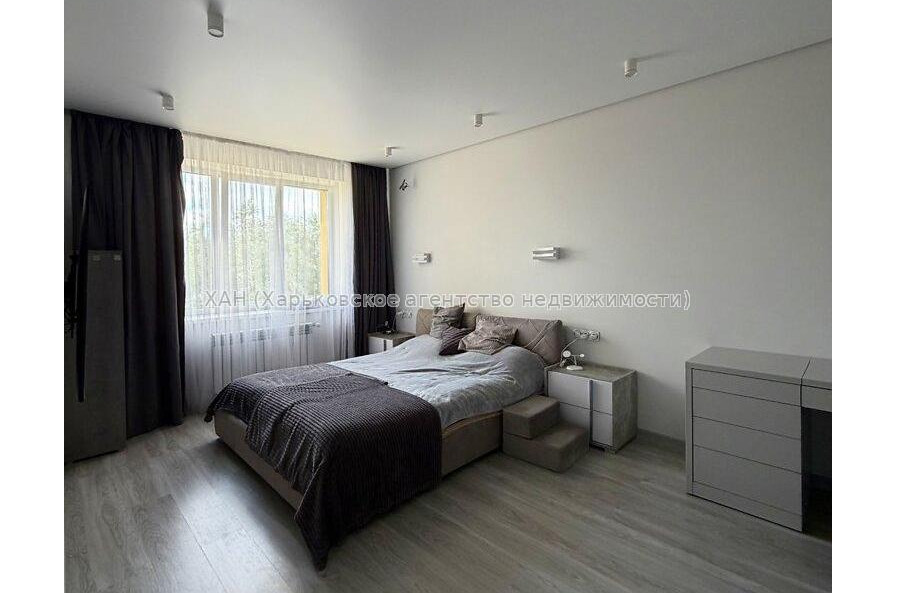 Продам квартиру, Кричевского ул. , 1 кім., 45 м², евроремонт 