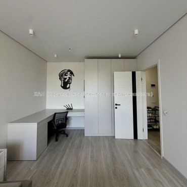 Продам квартиру, Кричевского ул. , 1 кім., 45 м², евроремонт 