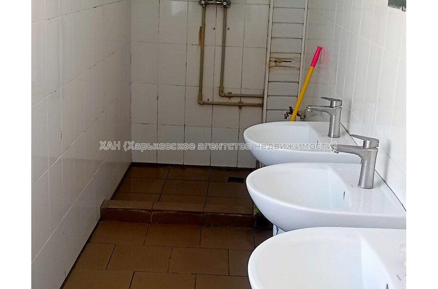 Продам квартиру, Александровский просп. , 1  ком., 21 м², косметический ремонт 